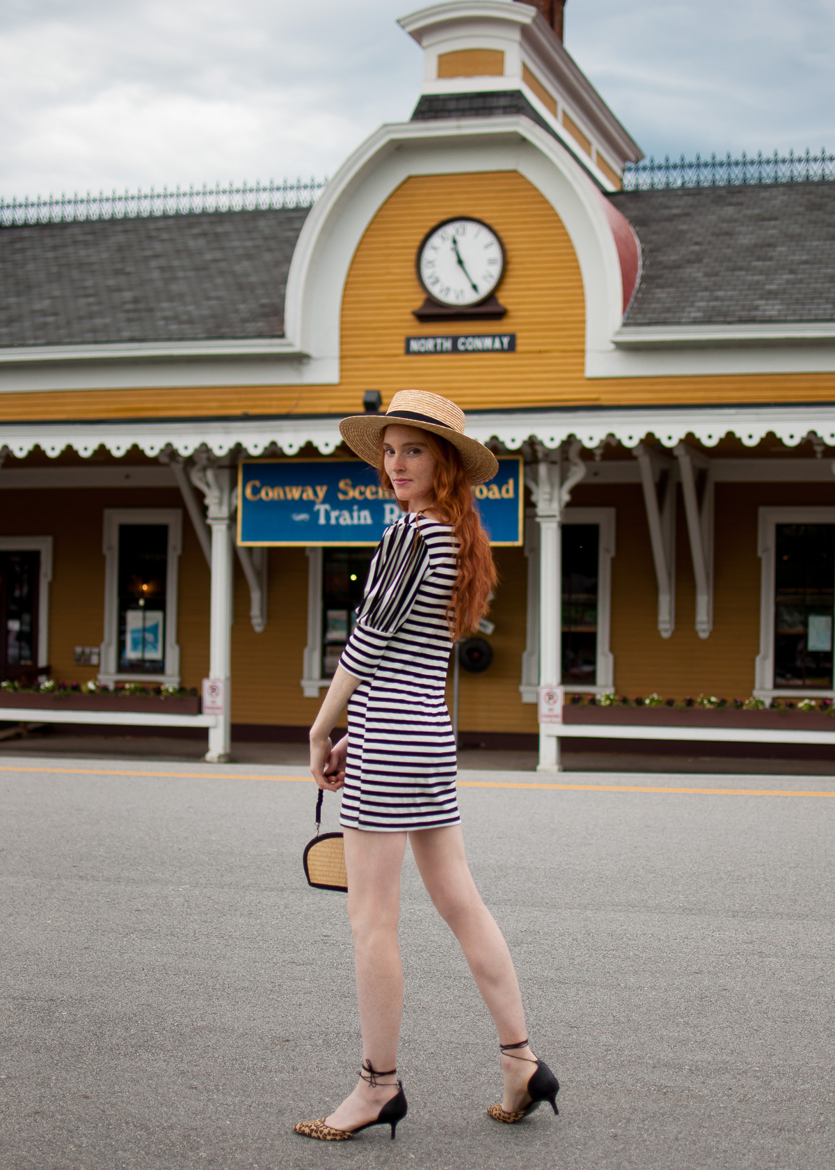 Striped summer dress with straw boater hat at the Conway Scenic Railway travel blog